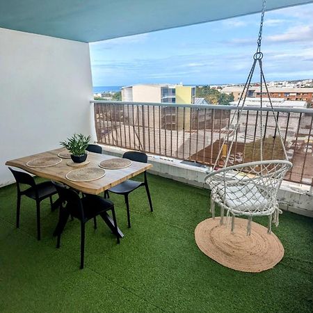 Entierement Equipe, Climatise, Wifi, Au Dernier Etage Sans Vis A Vis Apartment Saint-Denis Exterior photo